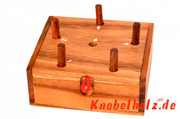 Warum immer ich oder 6 raus das beliebte Schweinchenspiel als Kistenspiel aus Holz